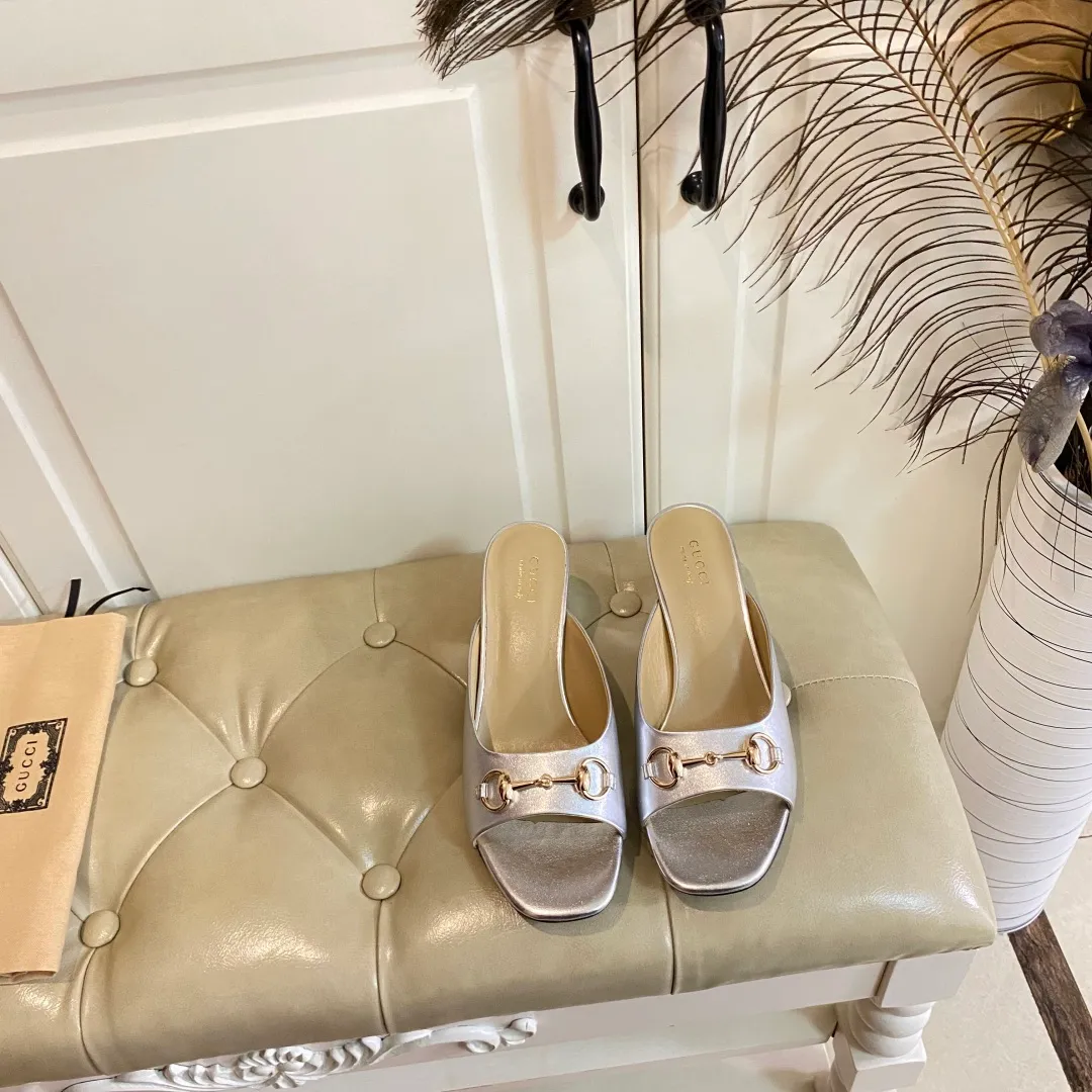 👟👟Ex-factory price 440👟👟, Gucci classic slippers, cowhide surface, sheepskin lining, 5cm heel, size 35-42 (custom-made sizes 43 and 44 are non-refundable)